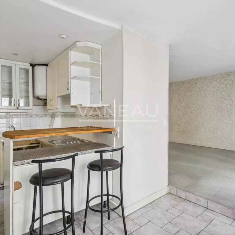 Paris 7ème - Gros Cailloux - 2 Pièces - Calme et lumineux