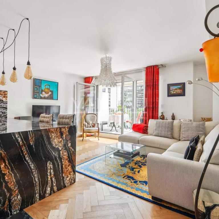 Boulogne Nord - Trois pièces avec balcon terrasse - Résidence 20