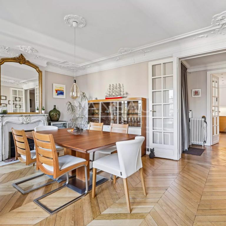 Paris XVIème - Appartement familial - vue dégagée