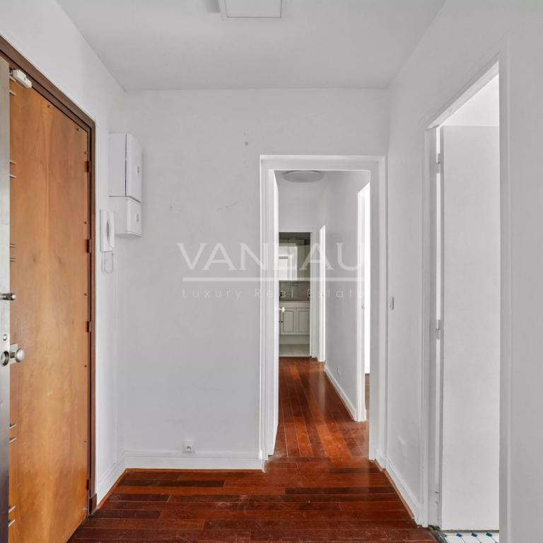 Paris XIIIe Saint-Jacques - Bel appartement trois pièces dans ré