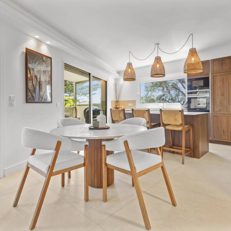 Appartement rénové 4 pièces à vendre - Cannes Montrose