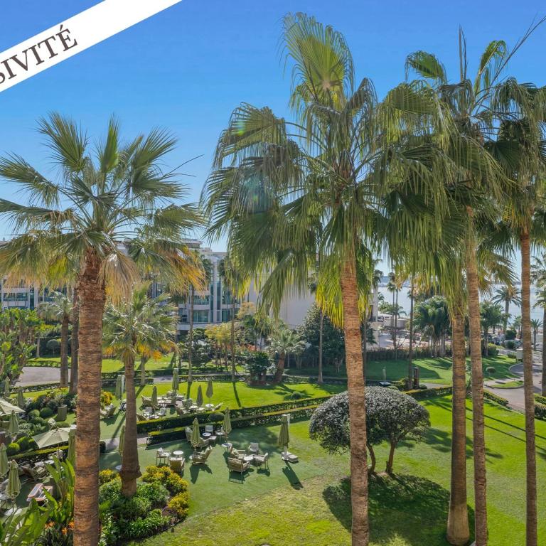 Cannes Croisette Grand Hotel Appartement 4 Pièces vue mer à vend