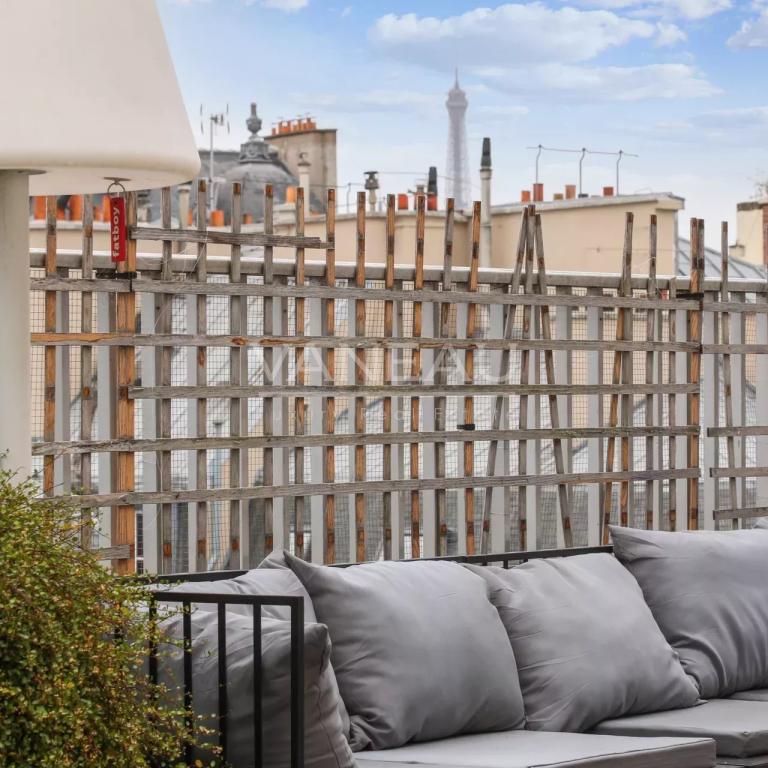 Paris XVII - Parc Monceau - Dernier étage terrasse