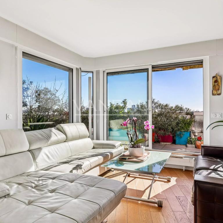 Paris XIVe : Parc Montsouris : Duplex au dernier étage avec terrasses