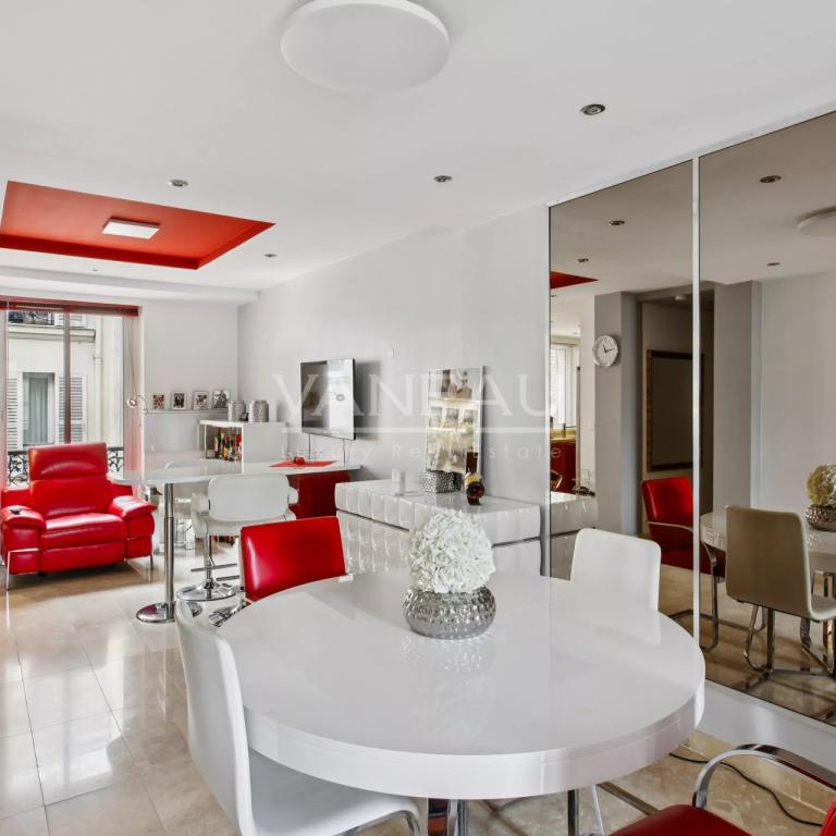 Paris XVIe - Trocadéro - Etage élevé