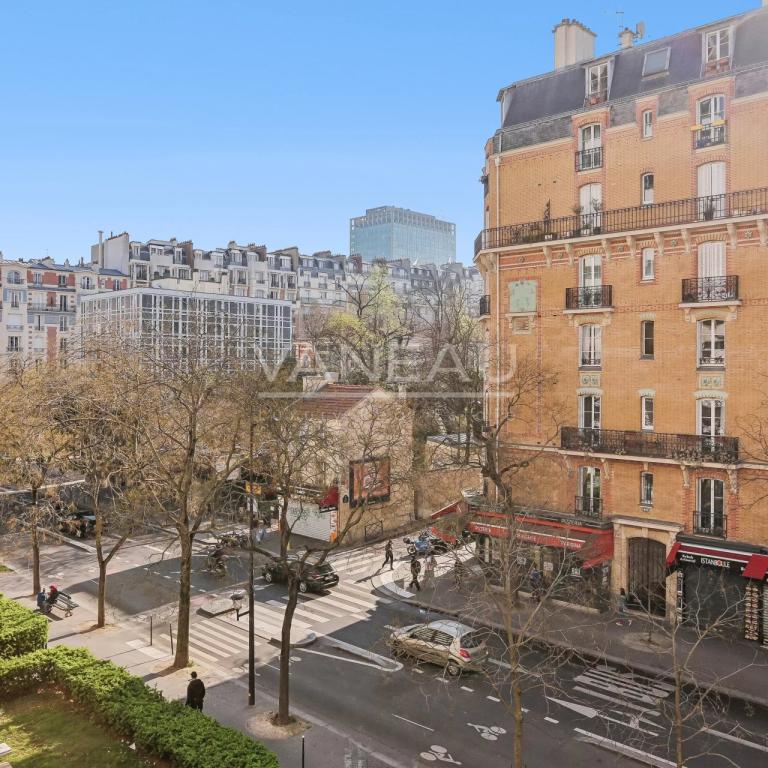 Paris XV – Rue de Vaugirard – Appartement familial de 156 m²