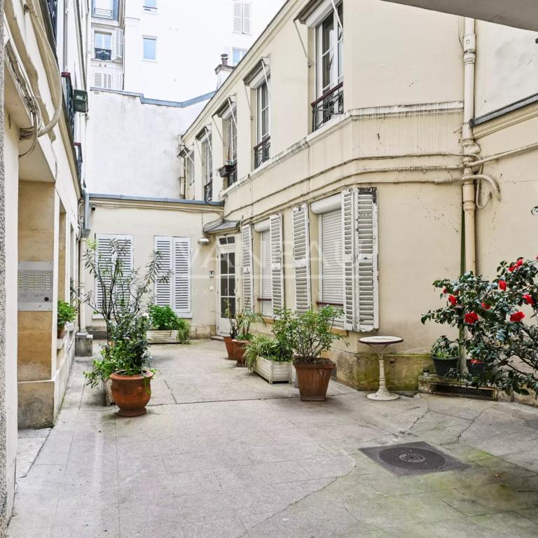 PARIS VIe - Saint-Sulpice