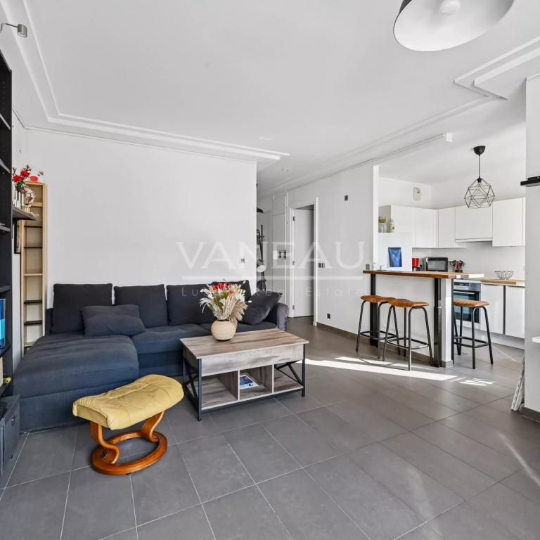 VIIe - Bon Marché/Laennec - 2P