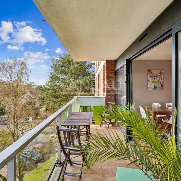 Appartement familial en étage avec terrasse vue dégagée