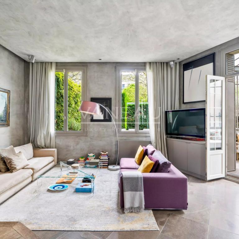 Paris XVIe - Henri Martin - Exceptionnel rez-de-jardin