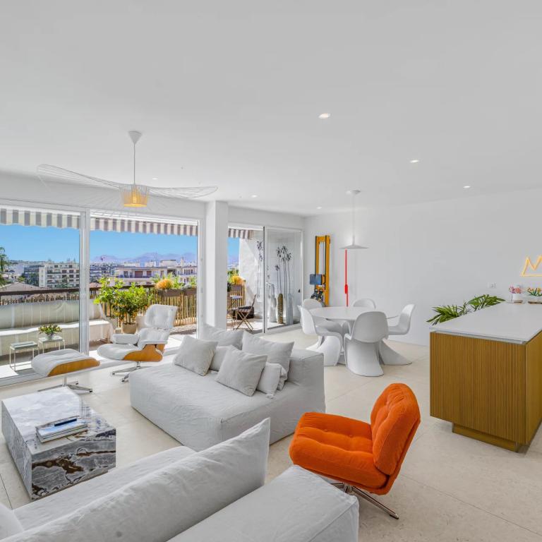 Cannes Montfleury 3 Pièces rénové à vendre - ETAT NEUF