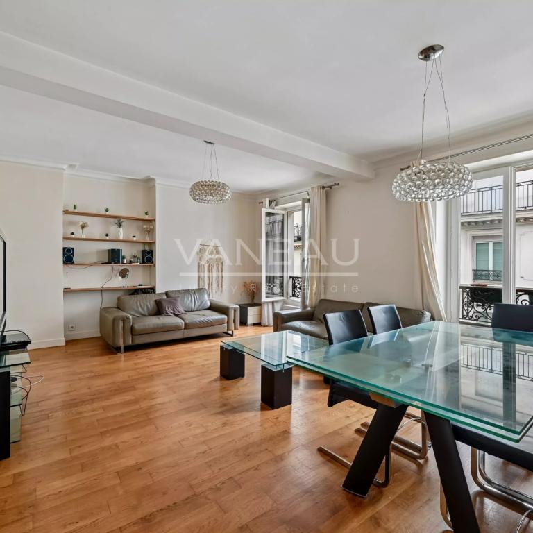 PARIS XVe - Pasteur/Montparnasse - Appartement familial en étage