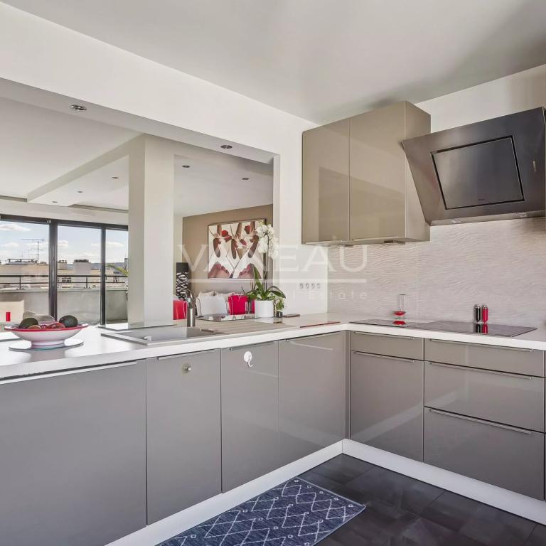 Boulogne - Appartement familial en étage avec terrasse