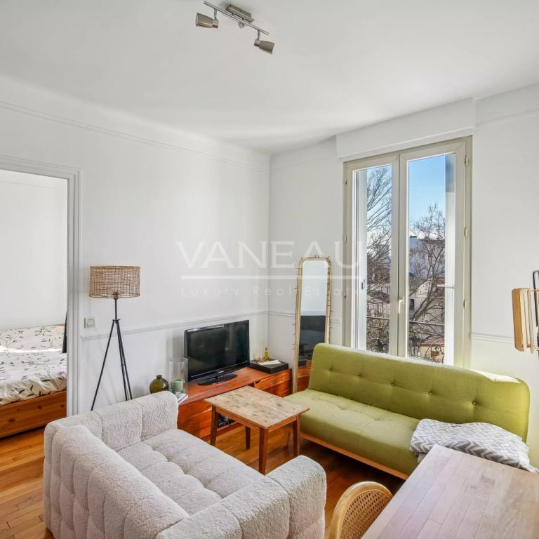 Nanterre - cœur historique - Appartement ensoleillé avec une vue