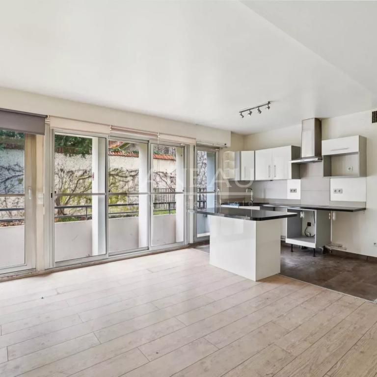 Boulogne-Billancourt - Au calme - Sur jardin