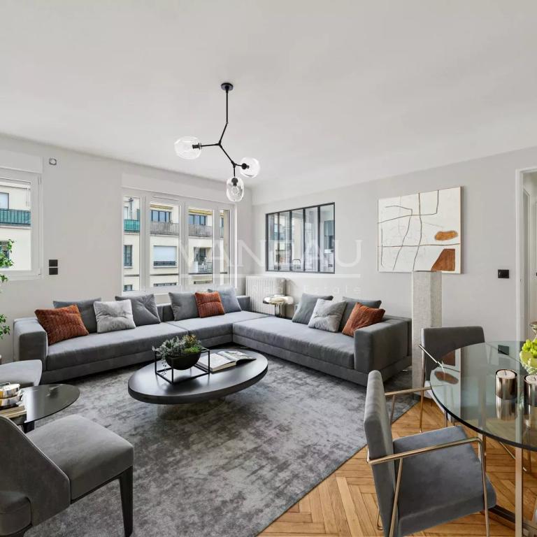 Paris VIIe - Champ de Mars / Quai Branly - 3 Pièces Dernier étag