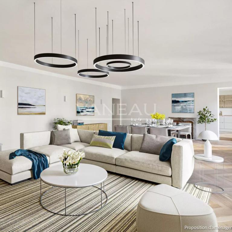 PARIS VIIIe - Proche Place Beauvau