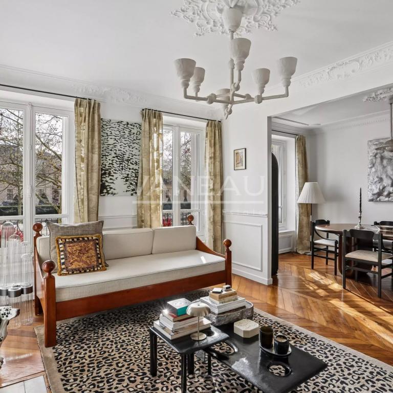 PARIS VII - 2 pièces - Invalides