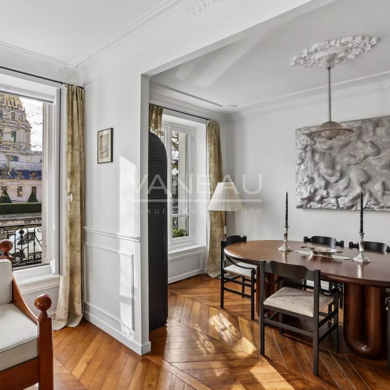 PARIS VII - 2 pièces - Invalides