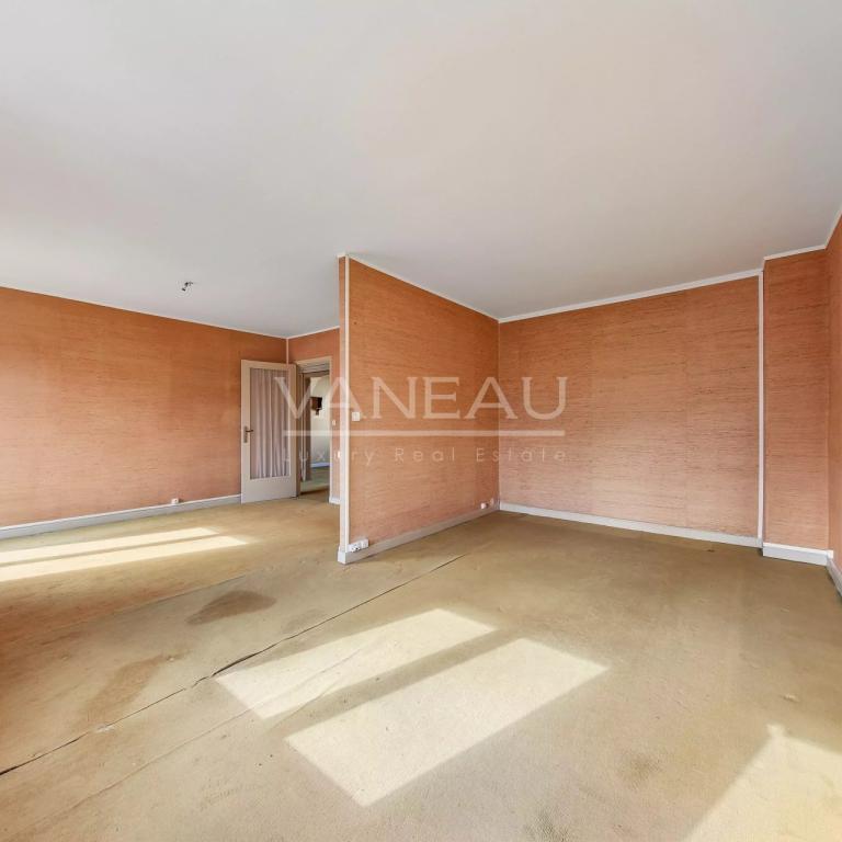 Quatre pièces à rénover avec balcons