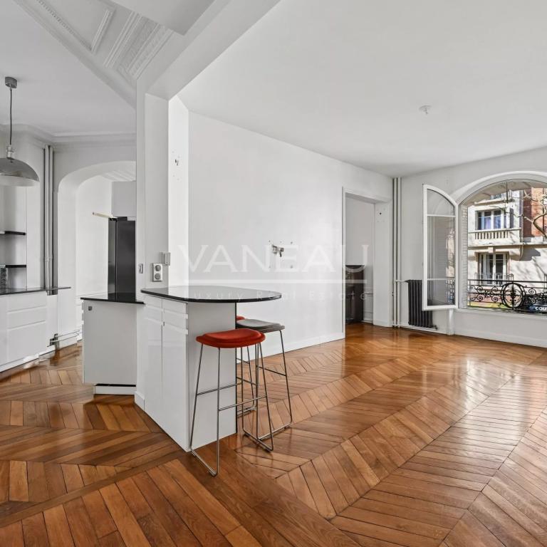 PARIS XVIe - EGLISE D'AUTEUIL - BEL APPARTEMENT FAMILIAL - 4 à 5