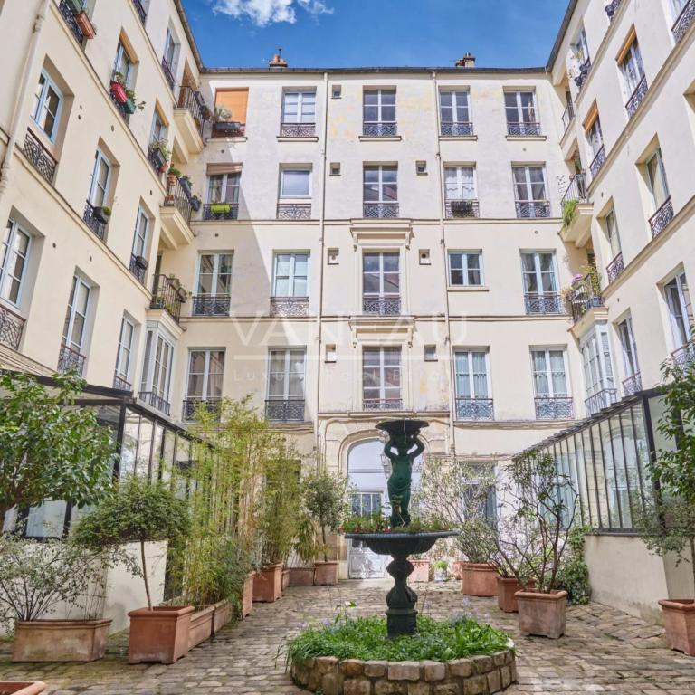 Paris IIIe - Charmant deux pièces - Calme et ensoleillé.