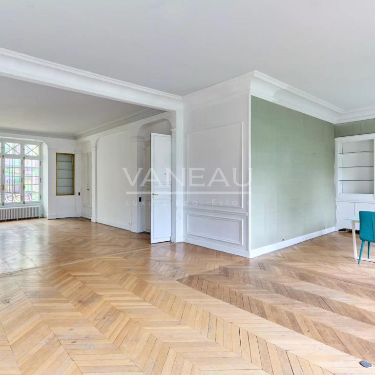 HÔTEL PARTICULIER – AVENUE FOCH – PARIS XVI