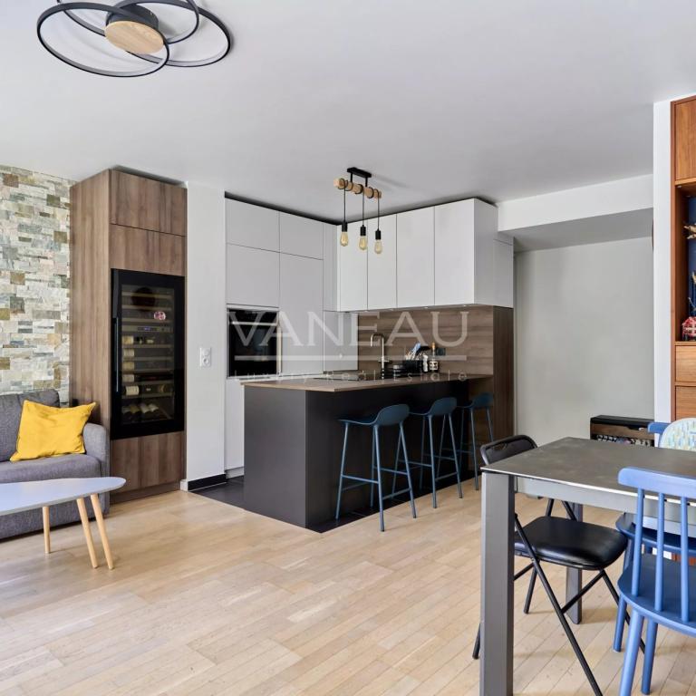Courbevoie - Appartement 4 pièces avec jardin dans immeuble réce