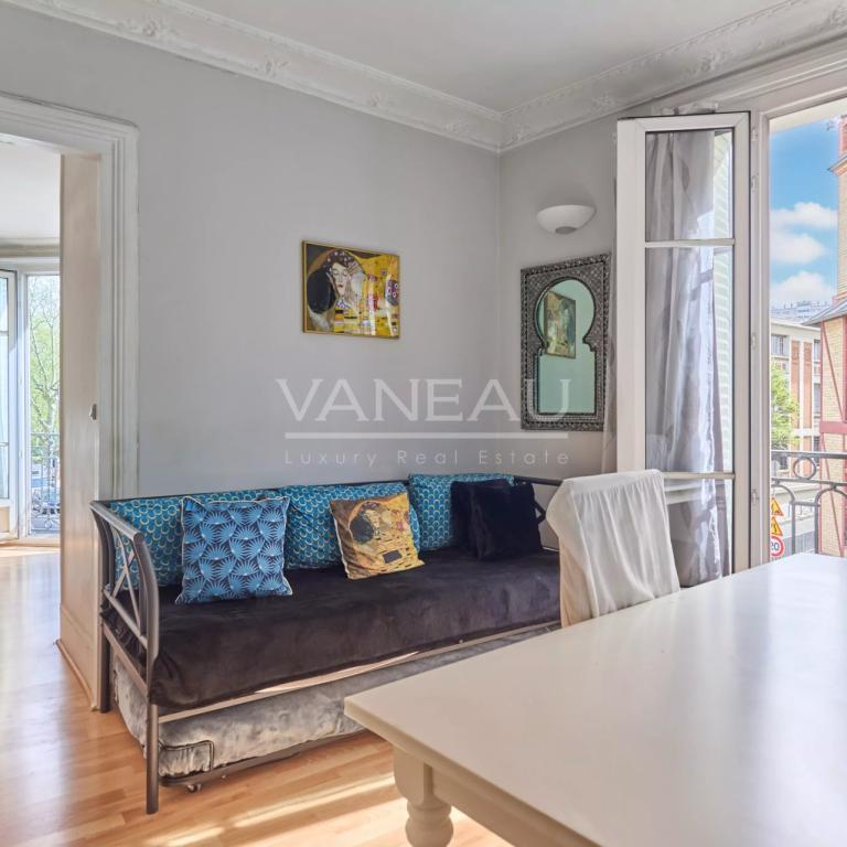 Paris XVe - Convention - Appartement trois pièces