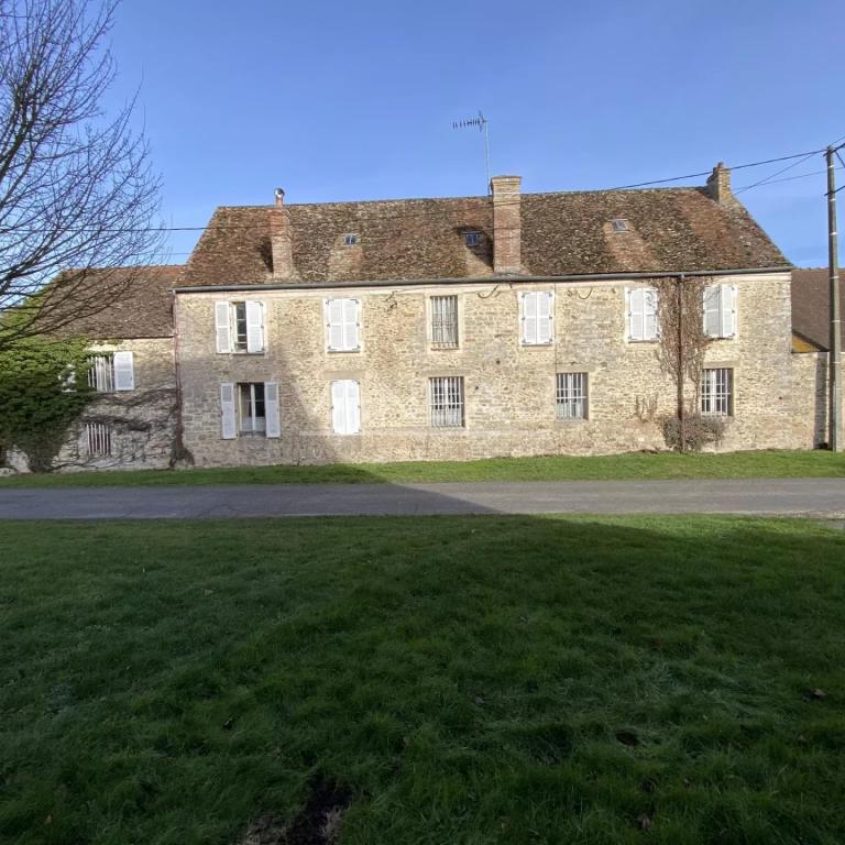 Corps de ferme à fort potentiel – Opportunité investisseurs aux 