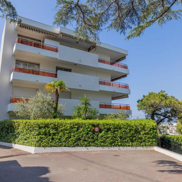 CANNES BASSE CALIFORNIE APPARTEMENT A VENDRE