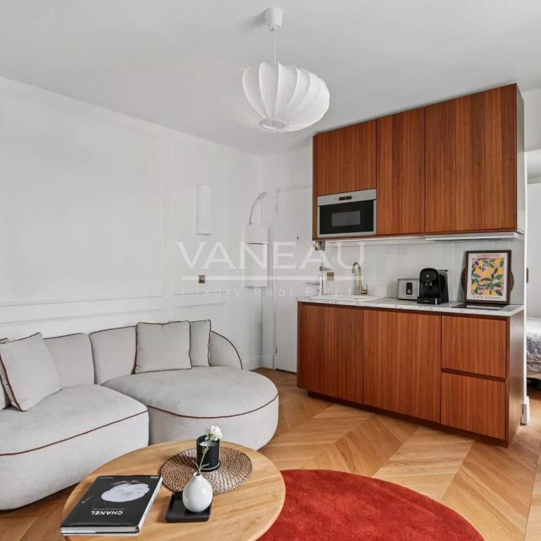 Bon Marché - Vaneau - 2eme étage