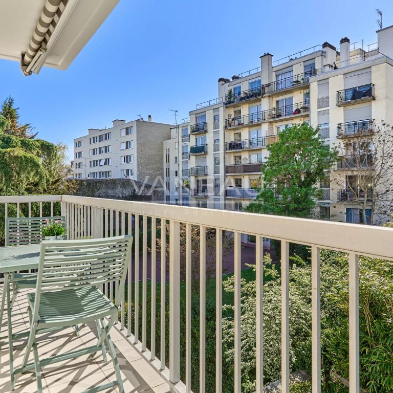 Boulogne Les Passages - Deux pièces lumineux, au calme, avec balcon