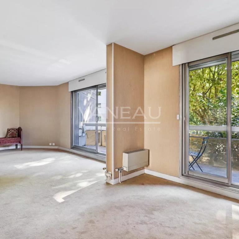 Boulogne - Appartement familial avec deux balcons terrasses
