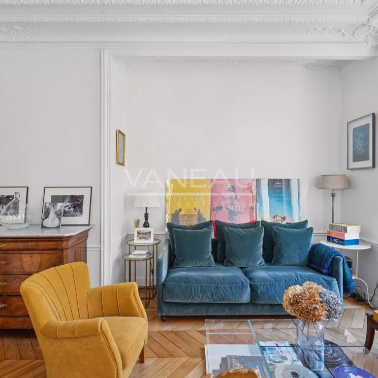Paris XVIe - Village d'Auteuil - Elégant appartement deux chambr