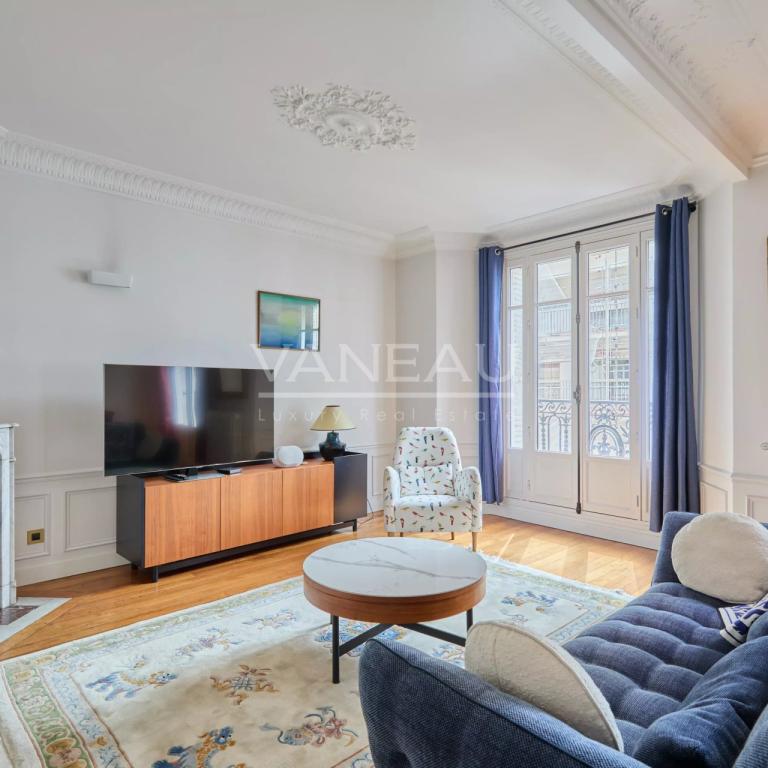LOCATION MEUBLÉE - 2 CHAMBRES