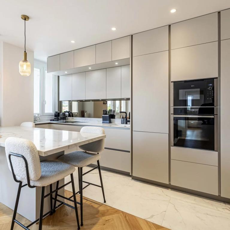 CANNES MONTFLEURY APPARTEMENT 2 PIECE A VENDRE