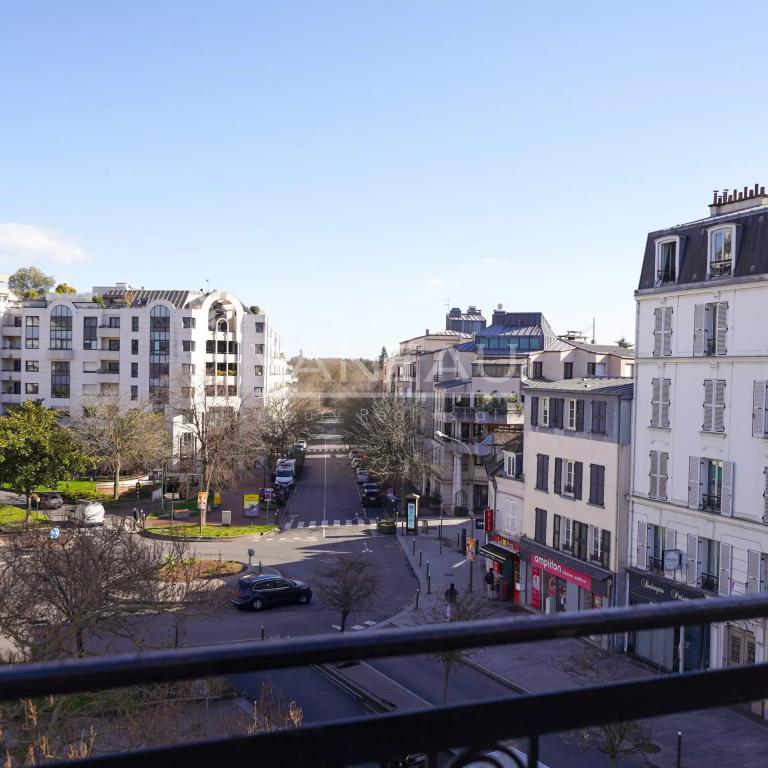 Duplex esprit loft au centre ville - Dernier étage
