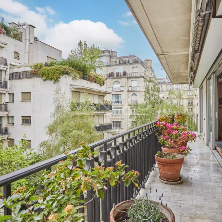 Neuilly - Quartier Charles Laffitte/Bois de Boulogne - Dernier é