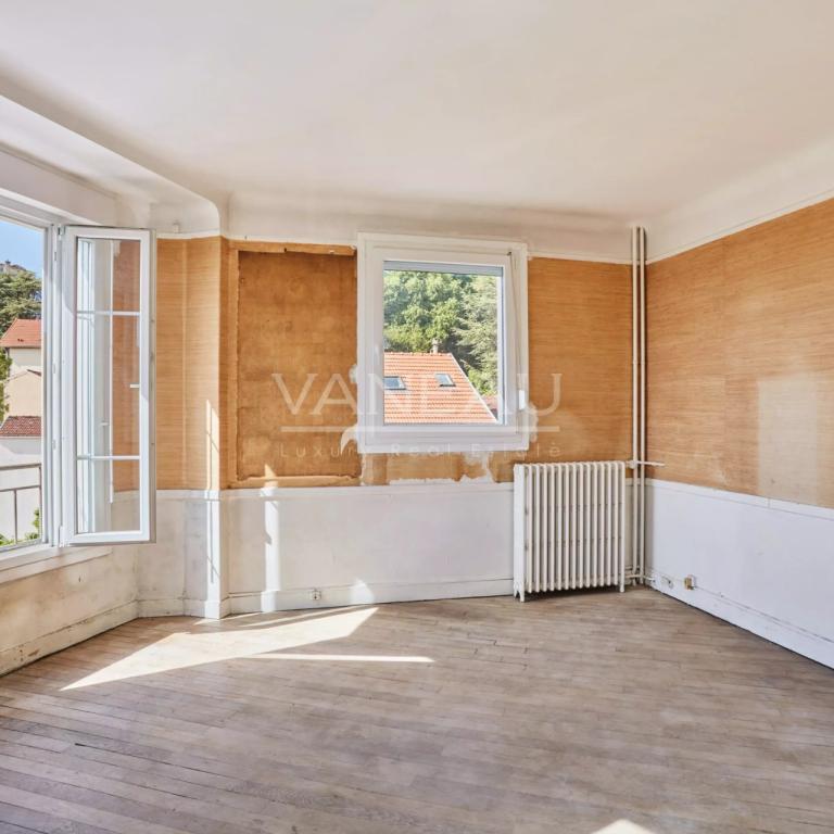 Suresnes Mont-Valérien - Appartement lumineux avec vue dégagée
