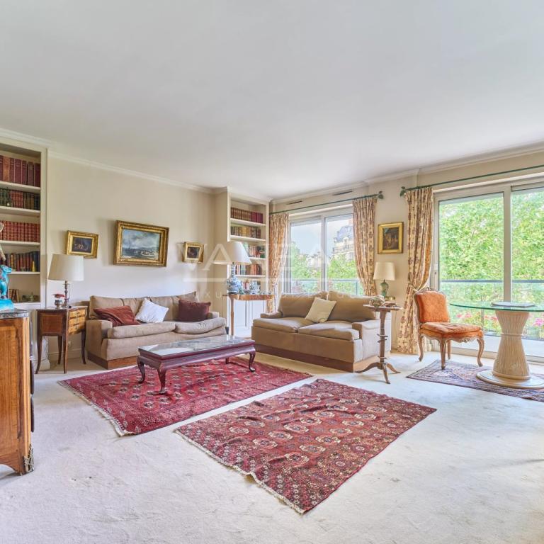 Neuilly-sur-Seine – Mairie - Appartement  avec vue dégagée