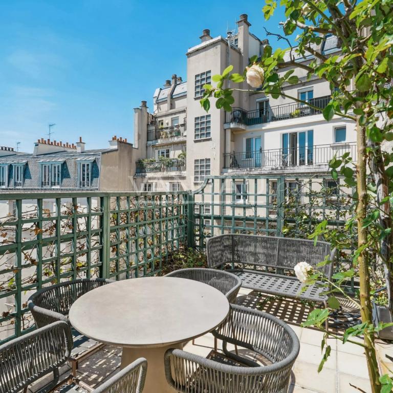 PARIS XVIe – Jasmin – 7ème étage avec Terrasse  de plain-pied.