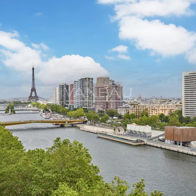 PARIS XVIè – EGLISE D'AUTEUIL - QUAI - VUE SEINE ET MONUMENTS