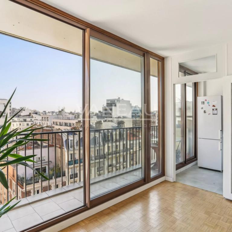 Paris 15e - 4 pièces en étage élevé - Vue dégagée