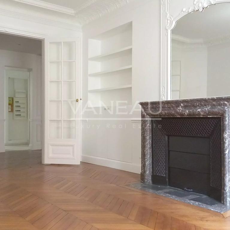 PARIS XVII - Rue de Tocqueville - Duplex