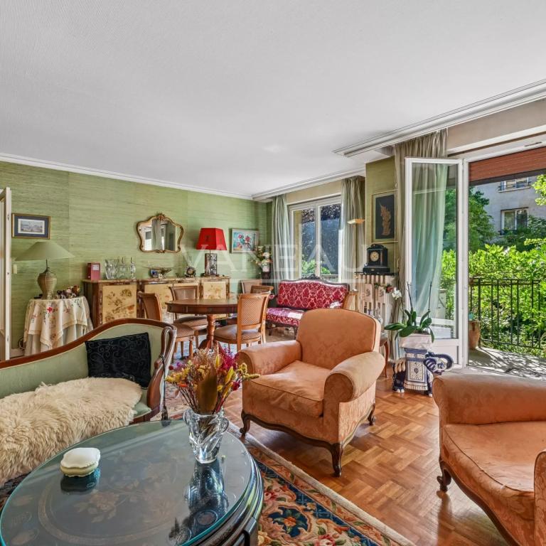 Paris XVIème - Appartement familial avec balcons larges - lumine