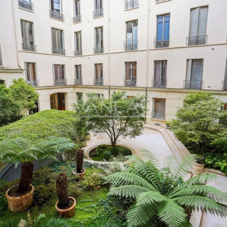 Paris XVIIe- Copropriété de grand standing - Appartement familia