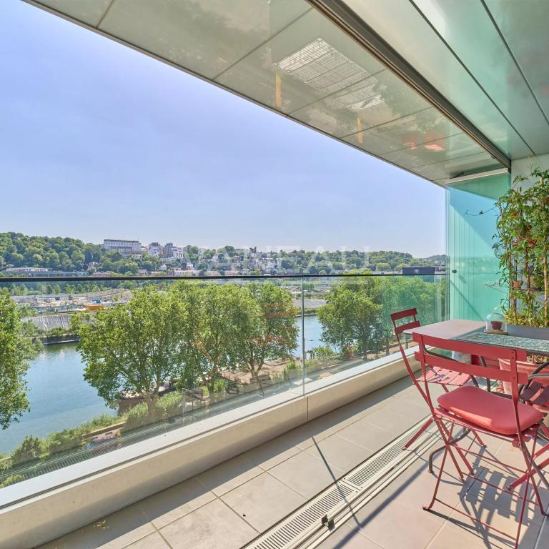 EXCLUSIVITE - 3 pièces en étage élevé avec terrasse