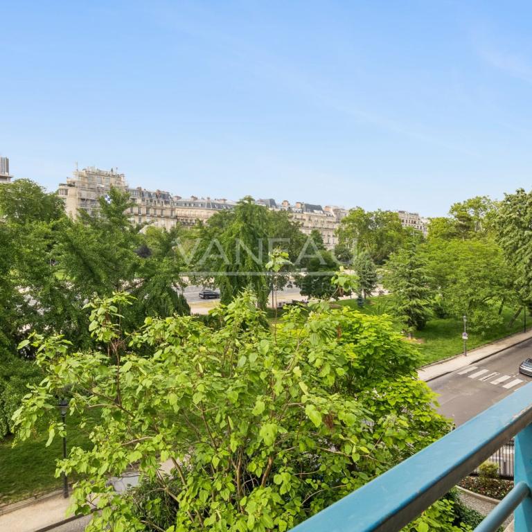 Paris XVIe - Foch/Raymond Poincaré - Appartement familial en éta