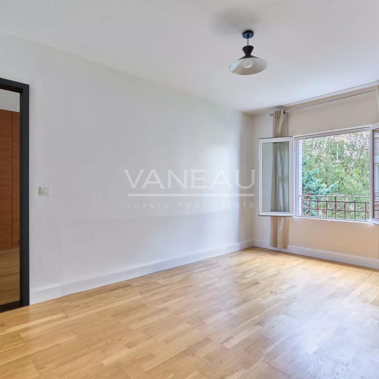 Courbevoie - République - Appartement au calme